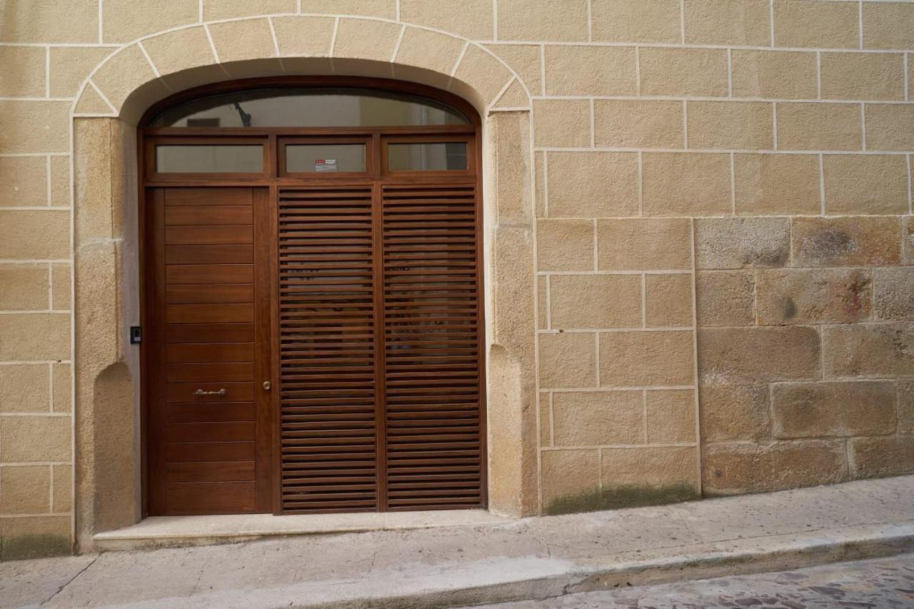 Apartamento Turistico Centro Monumental -- Cáceres Exterior photo